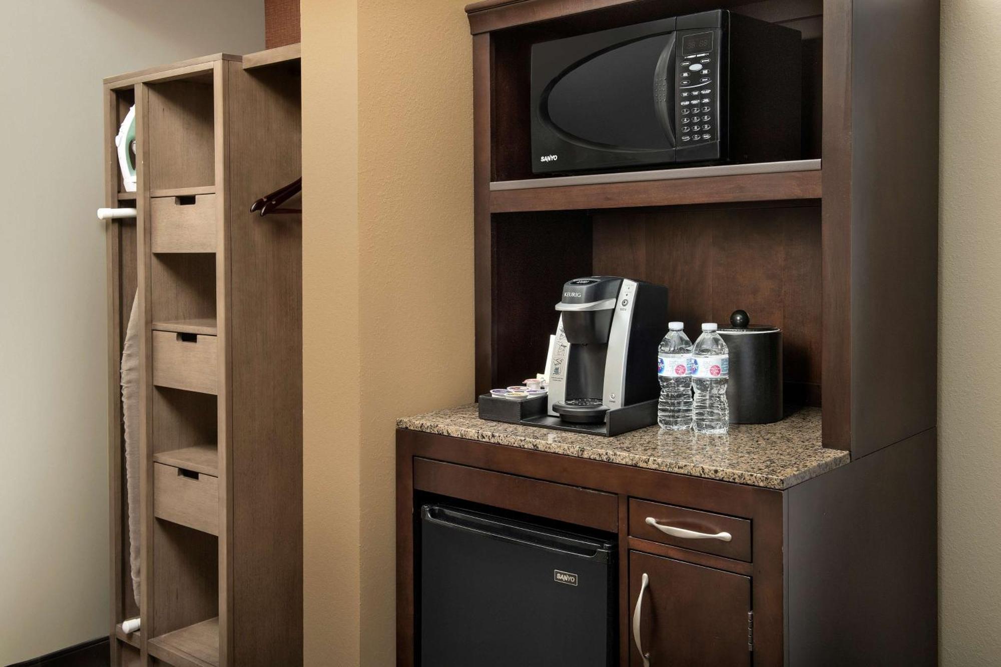 Hilton Garden Inn Charlotte/Mooresville Εξωτερικό φωτογραφία